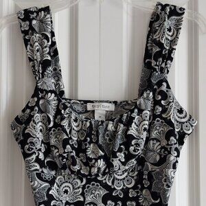 White House Black Market | Tops | Whbm Floral Print Sleeveless ...